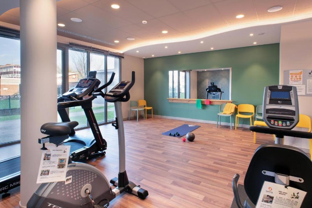 Domitys Les Cerneaux Aparthotel Hazebrouck Exterior photo